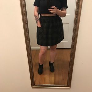 Forever 21 black and olive green checkered skirt